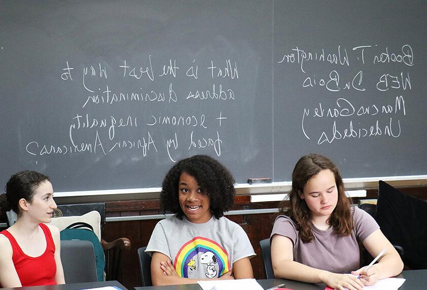 Middle School Harlem Renaissance project kids in classroom